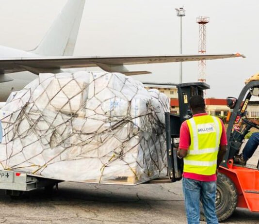 Bolloré Transport & Logistics Tchad réceptionne 50 tonnes de produits médicaux pour l’UNICEF