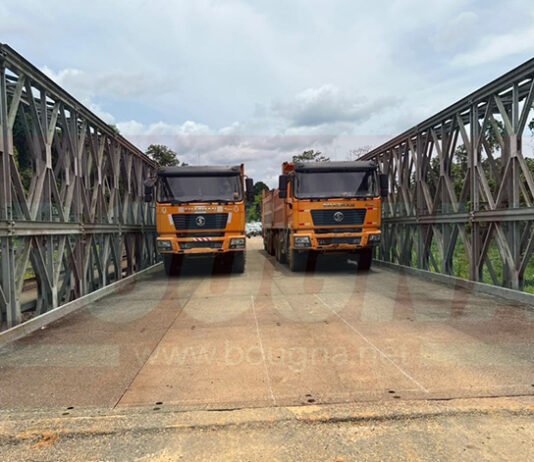 Après trois ans d’arrêt, les travaux de pose des ponts métalliques préfabriqués de l’entreprise Accrow « peuvent redémarrer »