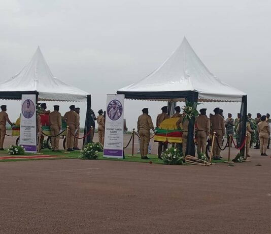 Cameroun : La Douane organise des honneurs militaires pour ses agents tombés en service