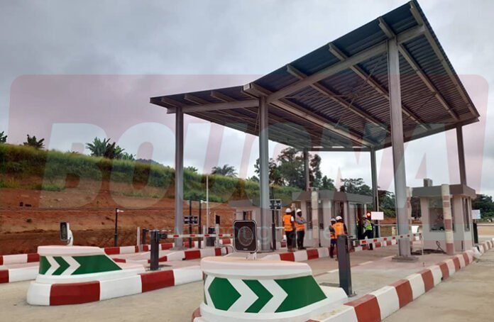 Le poste de Péage routier automatique de Mbankomo