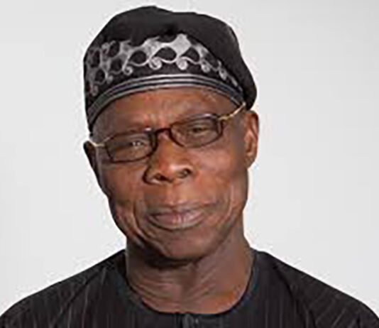 L’ancien président nigérian Olusegun Obasanjo va investir 420 milliards de FCFA au Port de Kribi