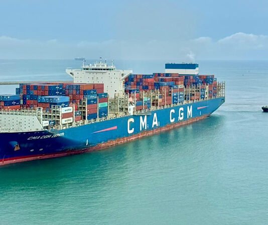 Port de Kribi : Le terminal à conteneurs accueille le CMA CGM Zephyr (15 000 EVP) et confirme la position de son terminal